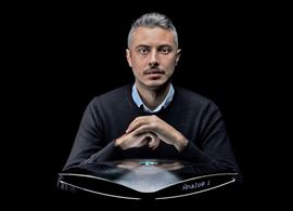 Livio Cuccuza, designer of the Intuition, in a superb photo by Matteo Mescalchin