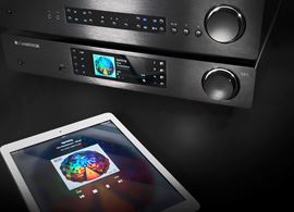 O leitor de rede CXN pode ser controlado com um iPad, e também reproduz a música do iPad via AirPlay
