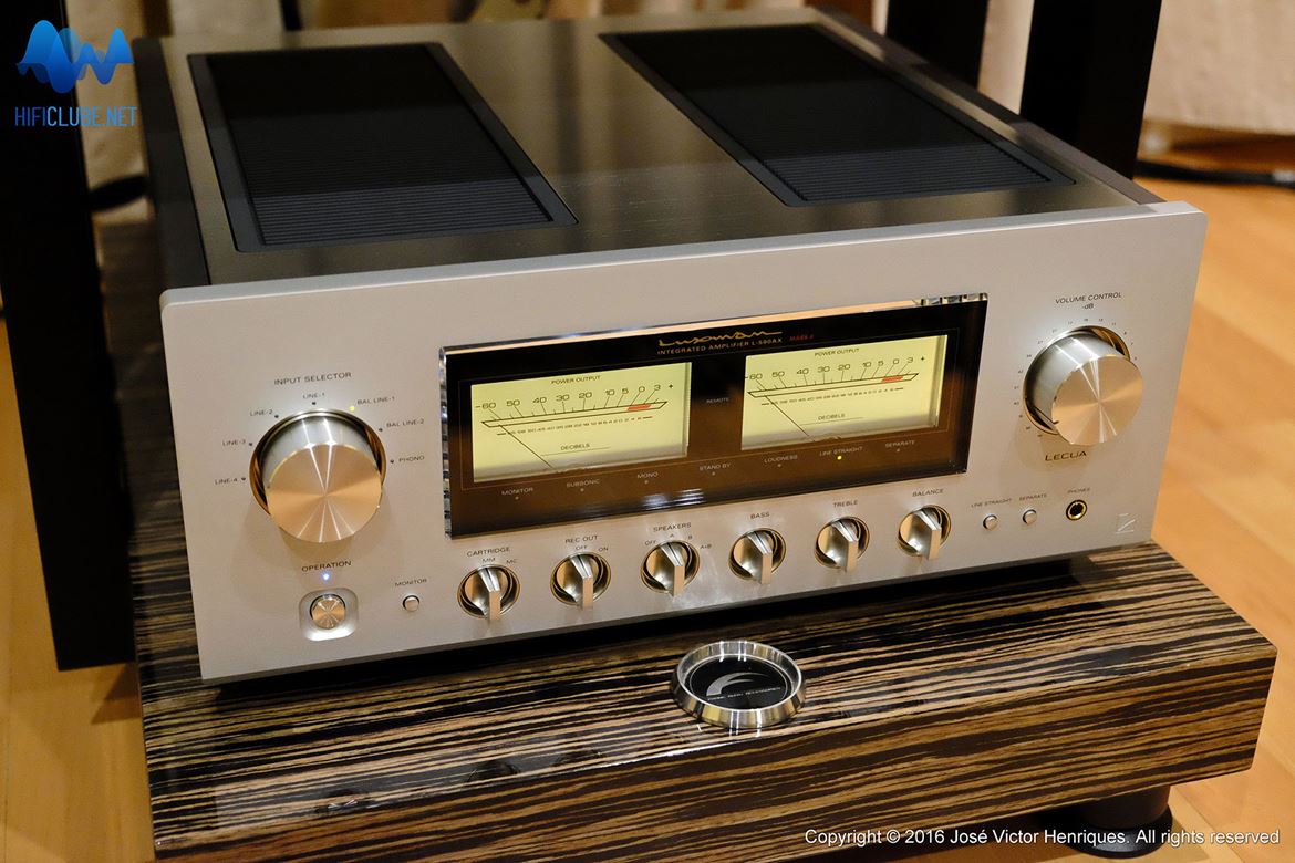 Luxman L590ax, amplificador integrado (30W em Classe A)