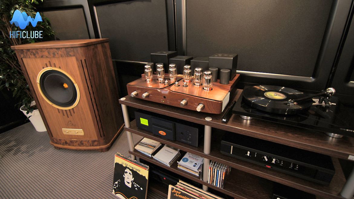 Highend 2013: Tannoy Grand Royal alimentadas por válvulas de um Unison Performance com fonte LP