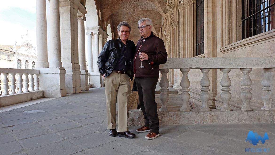Michael Fremer e Ricardo Franassovici, nos claustros da Basilica Palladina