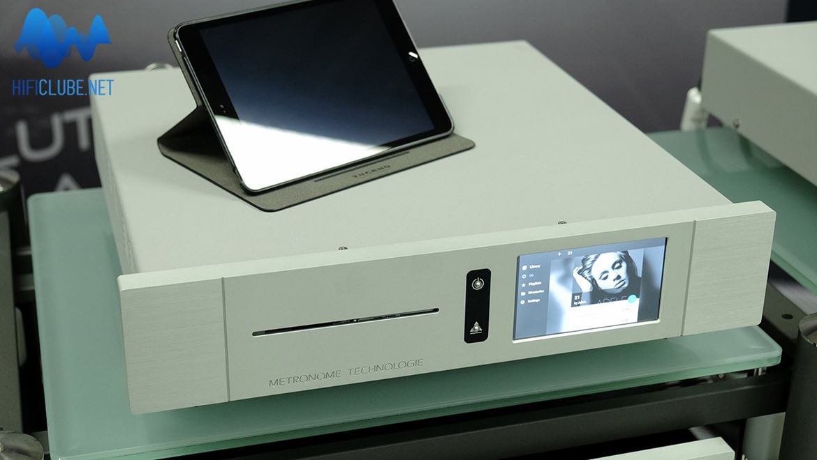 Metronome Music Center para armazenar todos os seus ficheiros em alta resolução. Ripa CDs e pode ser controlado por tablets e smartphones.