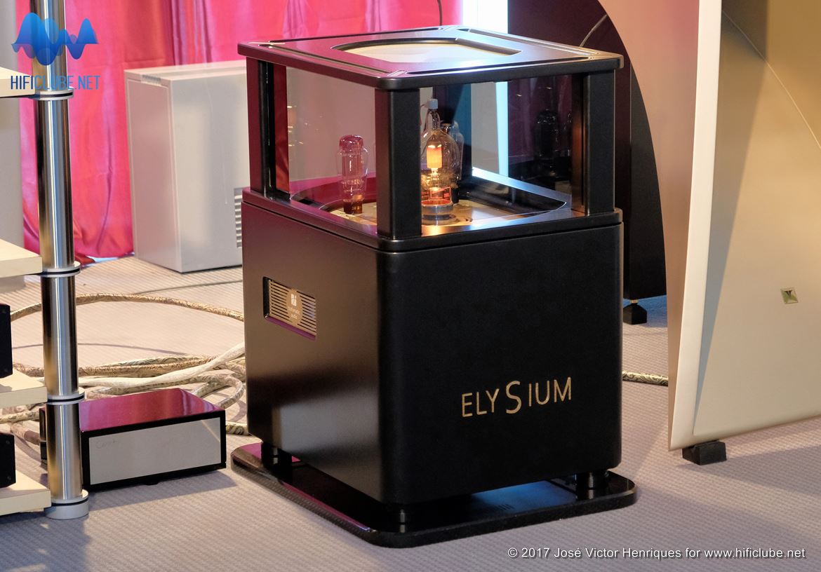 Highend2017_amplificadores e outros_Trafomatic Elysium Mono Amplifier.jpg