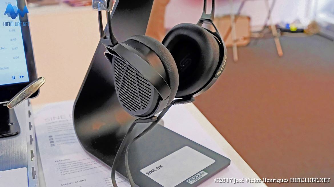 Highend2017_auscultadores_Audeze-Sine-DX--abertos-e-leves.jpg