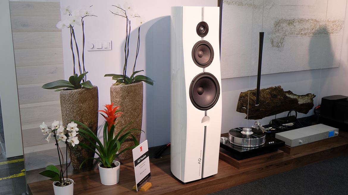 Highend2017_colunas_Acoustic Quality Passion. Novidade para mim. Bons acabamentos, especificações interessantes..JPG