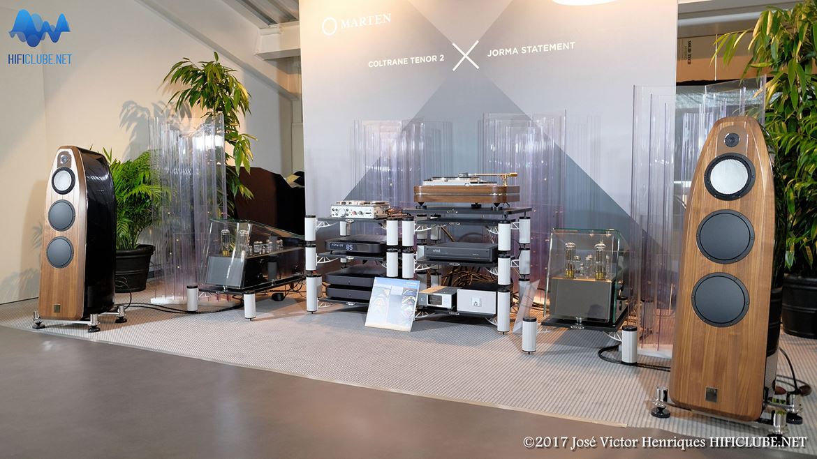 Highend2017_colunas_Também com amplificação Engstrom, as Coltrane Tenor II agradaram mas não atingiram o nível das Coltrane III.jpg