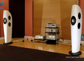 UAE_KEF  Blade frotn right.jpg