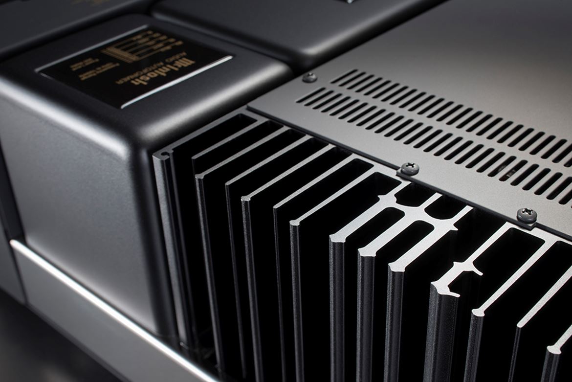 MA8900 Monogrammed Heatsinks02.jpg