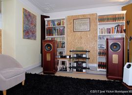 HiFiHouse_Sala de audição.jpg