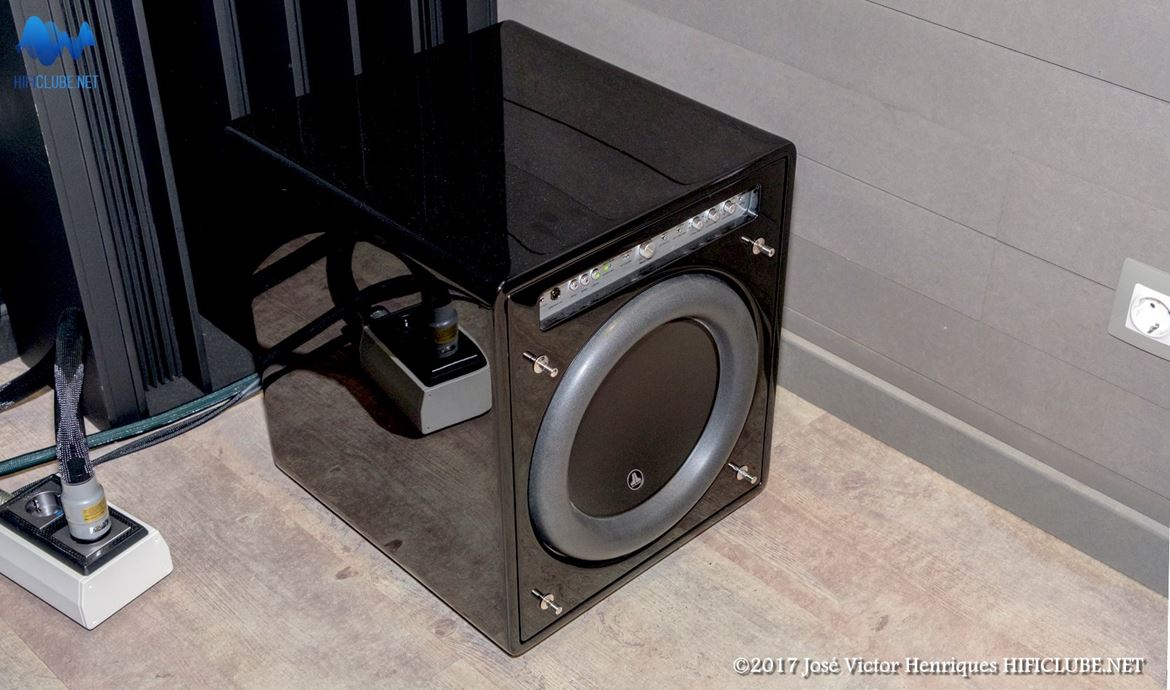 Ajasom - JL Audio (1 of 1).jpg